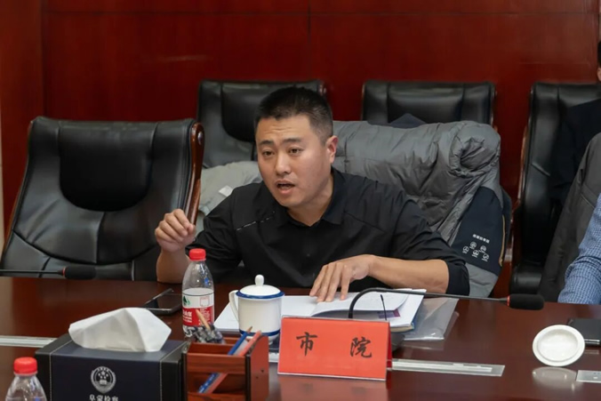 8-3听庭“把脉”、评议“开方” ——直击网络主播“甜蜜陷阱”庭审现场.jpg